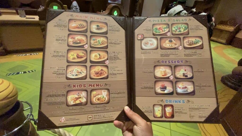 El menú del restaurante en el parque de Mario Bross, en Osaka, Japón