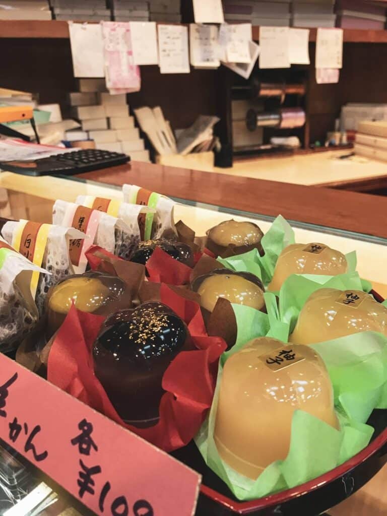 Dulces en Wagashi Matsuya